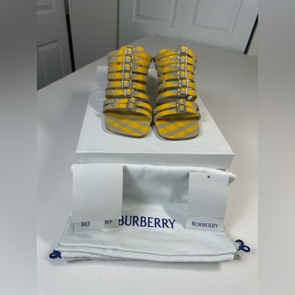 NWB Burberry Carmine Check Sandals Women's 8 Yellow/Green Buckled Strap Slip On - Picture 10 of 15
